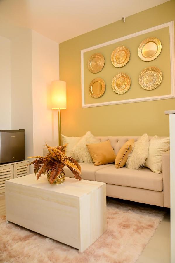 Ocean Breeze - Udaya Luxury Apartments Negombo Kültér fotó