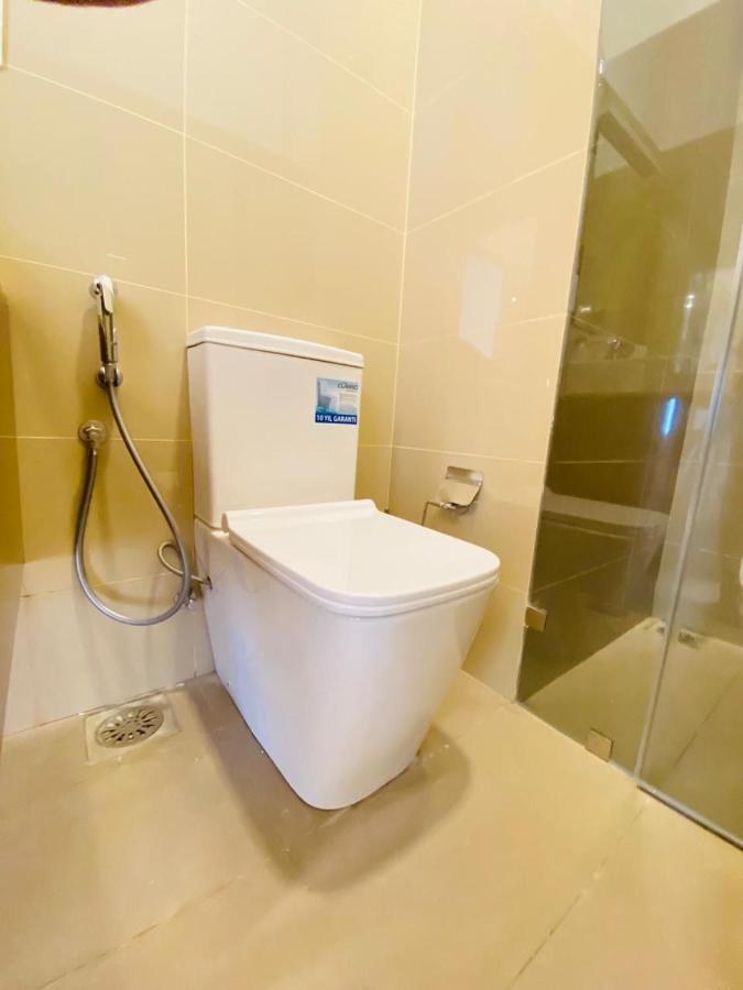 Ocean Breeze - Udaya Luxury Apartments Negombo Kültér fotó