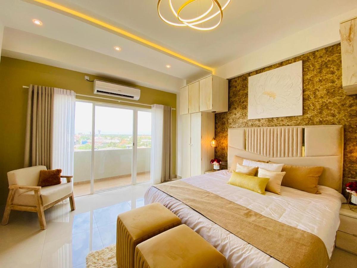 Ocean Breeze - Udaya Luxury Apartments Negombo Kültér fotó